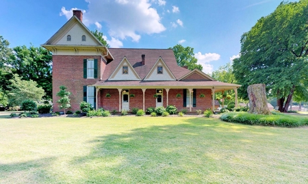 1849 Vintage Historic Antebellum Mansion For Sale in West TN - image 2