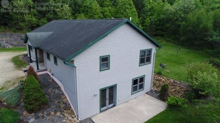 Well Maintained Country Home in Sparta WI - image 8