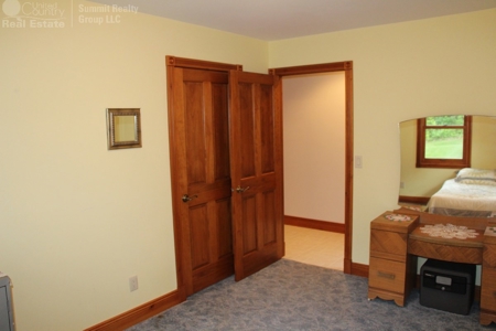 Well Maintained Country Home in Sparta WI - image 29