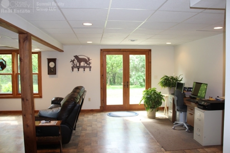 Well Maintained Country Home in Sparta WI - image 36