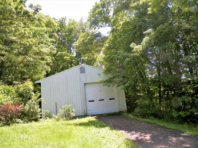 House With 8 Acres And Timber In Rural Retreat, Va - image 4