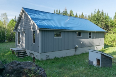 Maine Country Camp for Sale in Elm Stream TWP - image 4