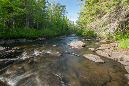 Maine Country Camp for Sale in Elm Stream TWP - image 8
