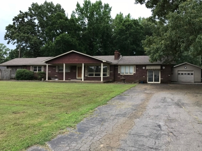 Auction, Brick Home , Camden Tennessee,  5 Acres - image 1