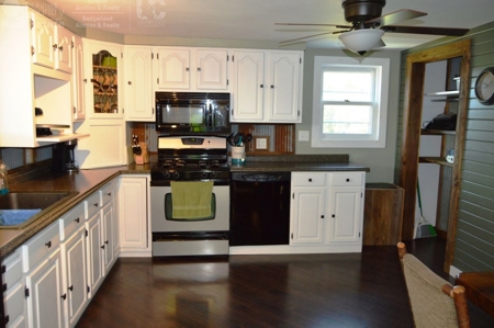 Country Living at it’s Finest in Westfield WI - image 5
