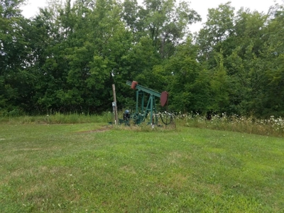 Country living with you own oil production - image 23