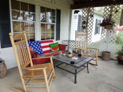 Country living with you own oil production - image 21