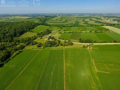 Spectacular Hunting & Farmland in Southwest Wisconsin - image 27