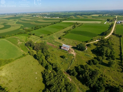 Spectacular Hunting & Farmland in Southwest Wisconsin - image 10