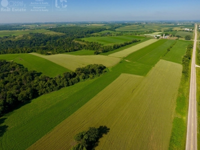 Spectacular Hunting & Farmland in Southwest Wisconsin - image 32