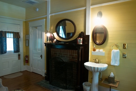 Woolwine VA B&B or Family Retreat for Sale - image 14