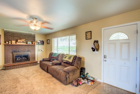 Small Town Country Home North of Brighton, Colorado - image 4