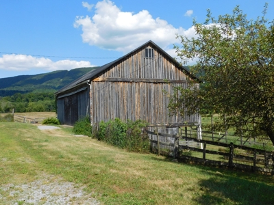 Historic Colonial Home on 189 Acres - image 10