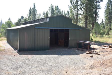 Eastern Oregon Forest Cabin with Private Lake - image 7