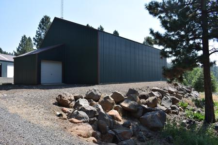 Eastern Oregon Forest Cabin with Private Lake - image 6