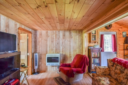 Off-Grid Camp For Sale in Molunkus, Maine - image 27