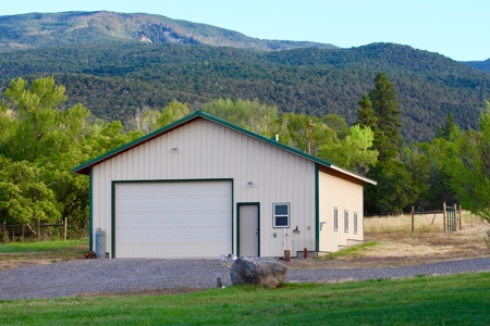 Colorado hobby farm on 40 acres with running creek & views - image 7