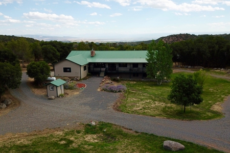 Colorado hobby farm on 40 acres with running creek & views - image 8