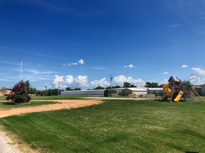 Beautiful Lot All Set And Ready To Go/ Lake Texoma - image 1