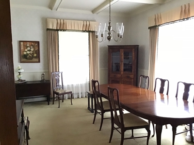 Beautiful 1.5 Story Main Street House near Downtown For Sale - image 24