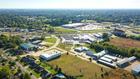 Commercial Land Investment Property For Sale Paris Texas - image 1