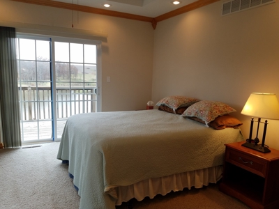 Incredible waterfront home for sale on Lake Thunderhead - image 14