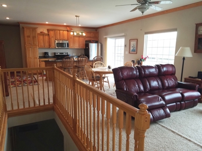 Incredible waterfront home for sale on Lake Thunderhead - image 5