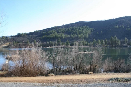 Land in Yreka, California - image 1