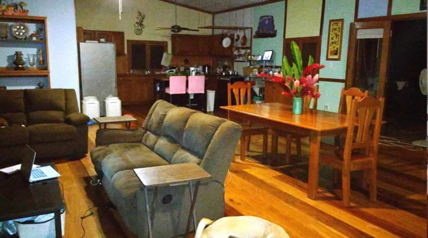 Waterfront Home, Dock + Community Pool — Discovery Bay, Isla Solarte - 13