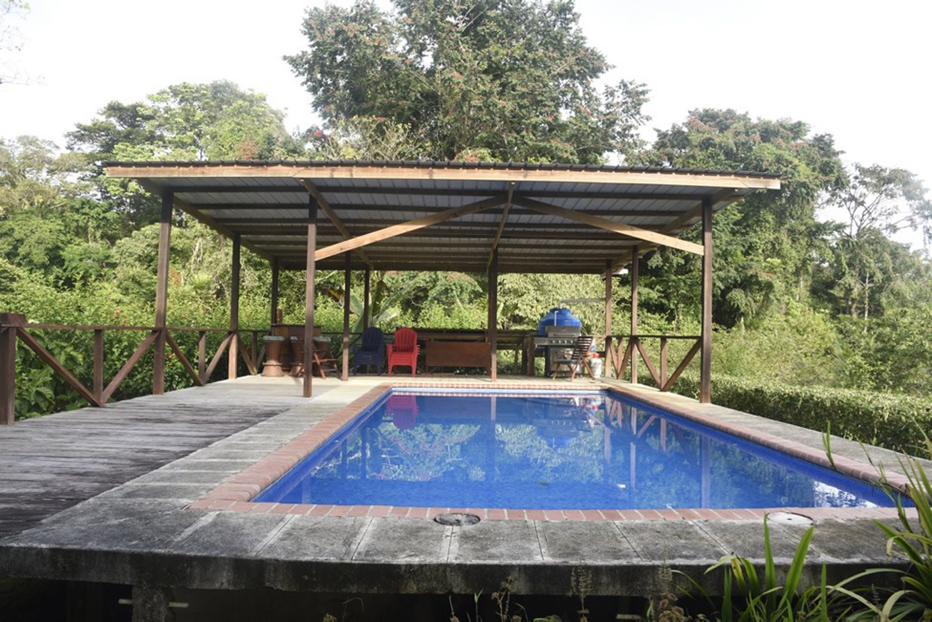 Waterfront Home, Dock + Community Pool — Discovery Bay, Isla Solarte - 6