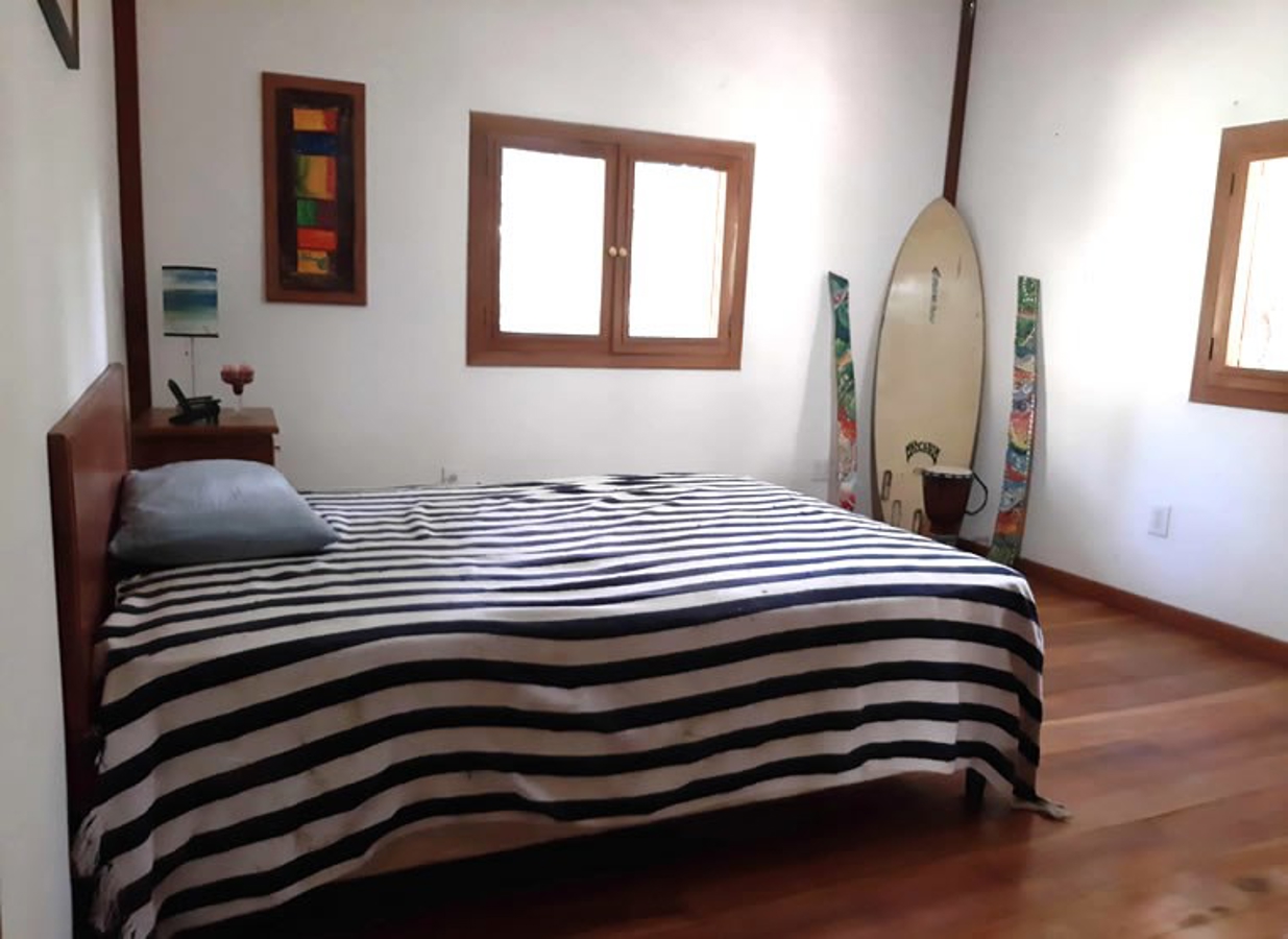 Waterfront Home, Dock + Community Pool — Discovery Bay, Isla Solarte - 18