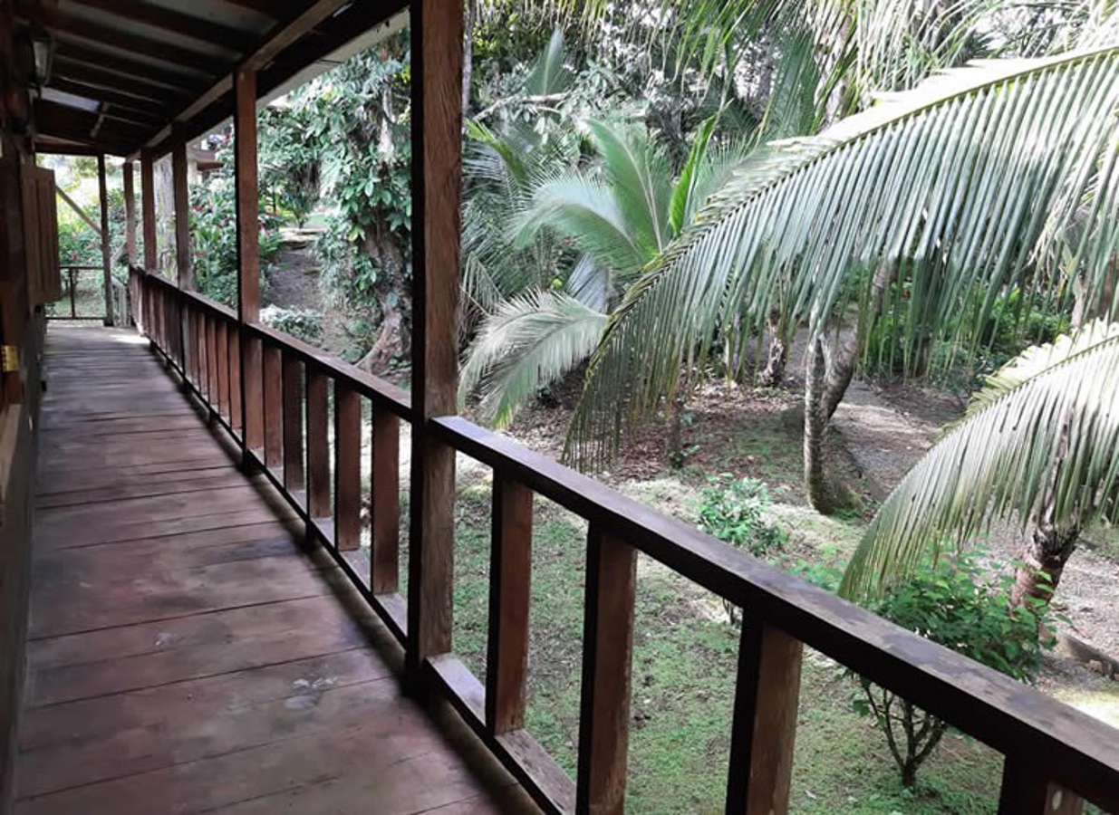 Waterfront Home, Dock + Community Pool — Discovery Bay, Isla Solarte - 23