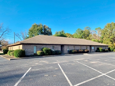 6036 Sq.Ft. Commercial Building For Sale Geneva, Alabama - image 2