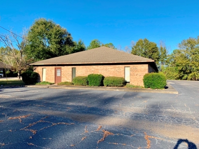 6036 Sq.Ft. Commercial Building For Sale Geneva, Alabama - image 4