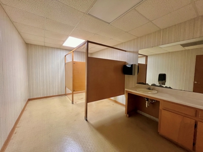 6036 Sq.Ft. Commercial Building For Sale Geneva, Alabama - image 35
