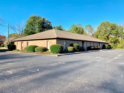 6036 Sq.Ft. Commercial Building For Sale Geneva, Alabama - image 3