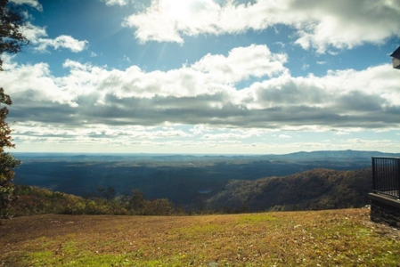 Floyd VA Home for Sale - Amazing Blue Ridge Parkway Views! - image 6