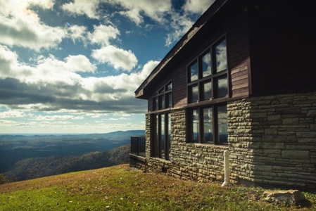 Floyd VA Home for Sale - Amazing Blue Ridge Parkway Views! - image 3