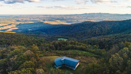 Floyd VA Home for Sale - Amazing Blue Ridge Parkway Views! - image 34