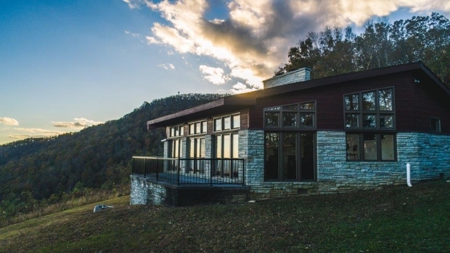 Floyd VA Home for Sale - Amazing Blue Ridge Parkway Views! - image 35