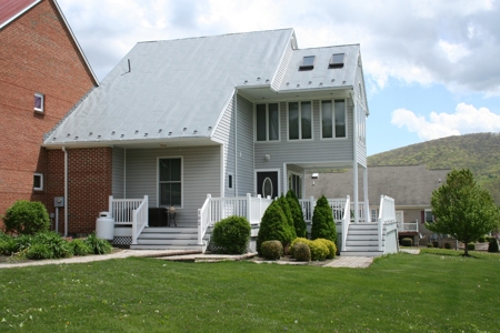 Townhouse in Monterey VA - image 41