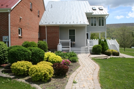Townhouse in Monterey VA - image 48