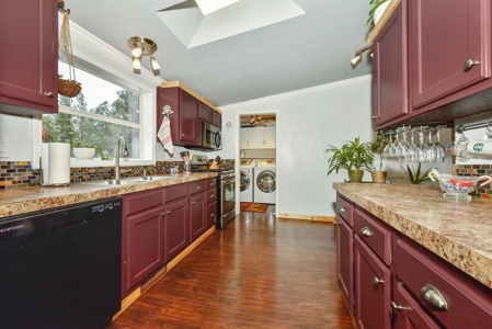 Mountain Home  in Florissant Colorado - image 9