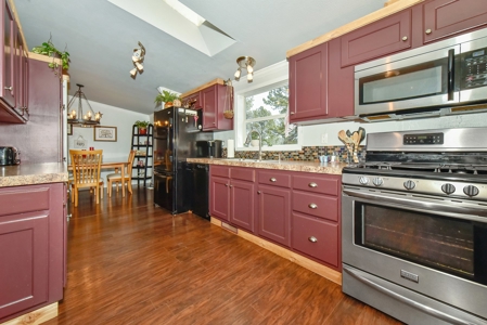 Mountain Home  in Florissant Colorado - image 6