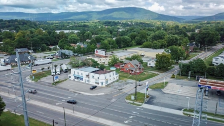 Prime Commercial Property in Salem VA - image 3