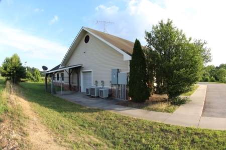 Commercial Building For Sale  In Patrick County, Va - image 38