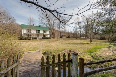 Culleoka, Tennessee Maury County Country Home with Acreage - image 2
