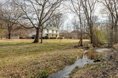 Culleoka, Tennessee Maury County Country Home with Acreage - image 3