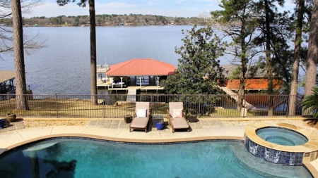 Lake Palestine Waterfront Home For Sale With Pool | East Tx - image 36