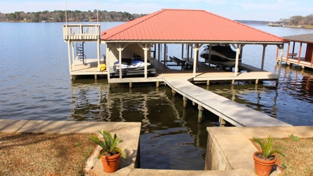 Lake Palestine Waterfront Home For Sale With Pool | East Tx - image 42